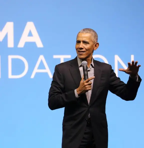 Barack Obama has said women make better leaders than men.