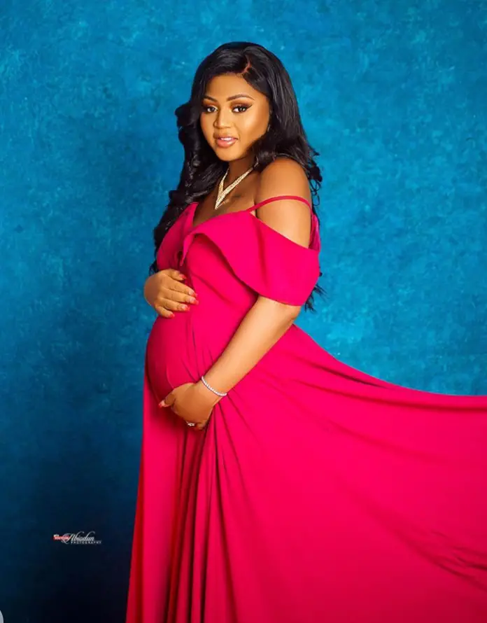 Pregnant Regina Daniels Releases New Maternity Pictures | Urban Woman ...