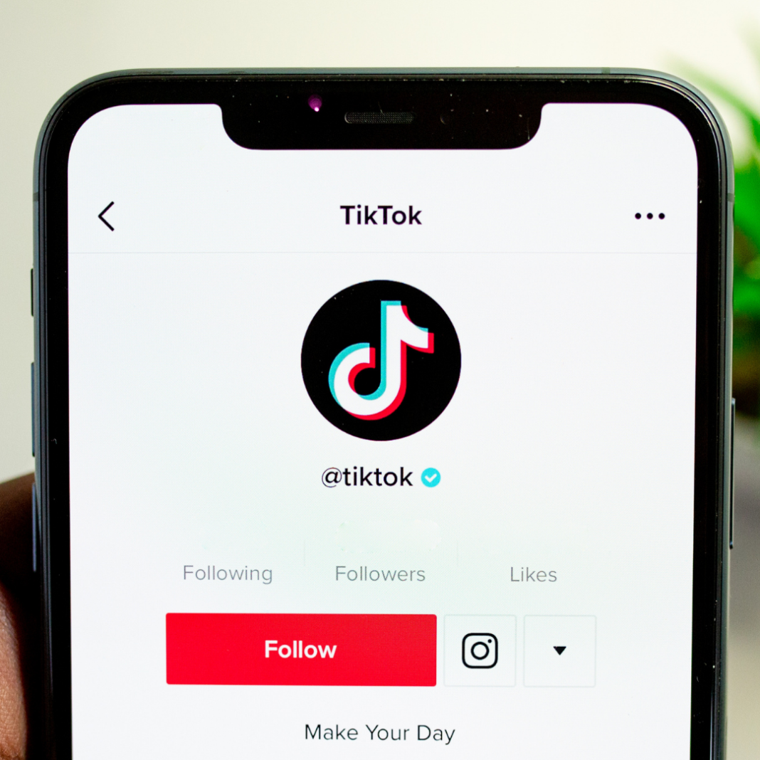 How to Unfollow Multiple People at Once on Tiktok